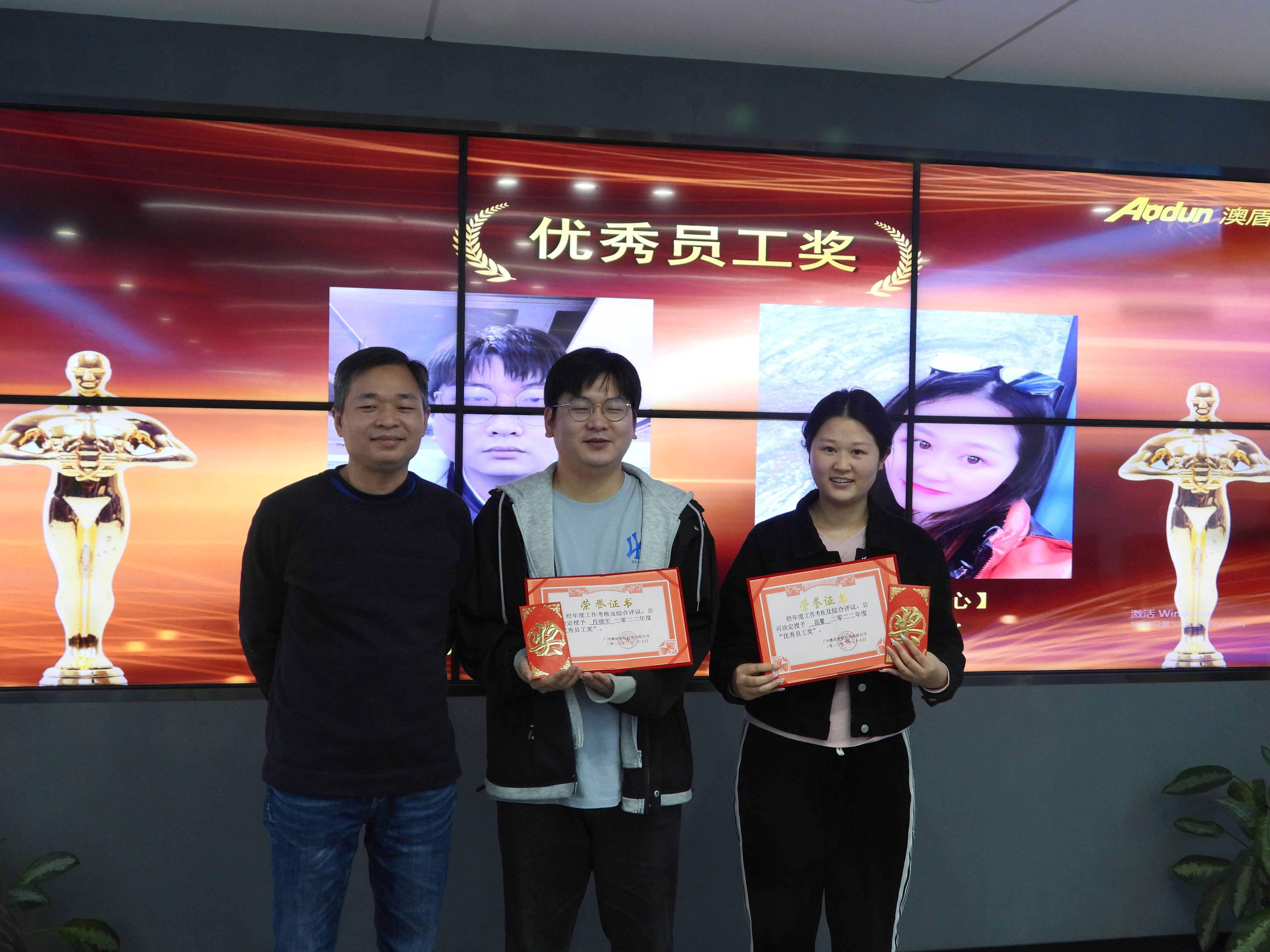 951632baf6e7f51beac2fe61950cf201.jpg 14.jpg